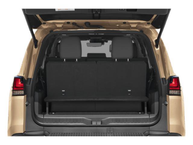 New 2026 Lexus LX 700h Overtrail image 10