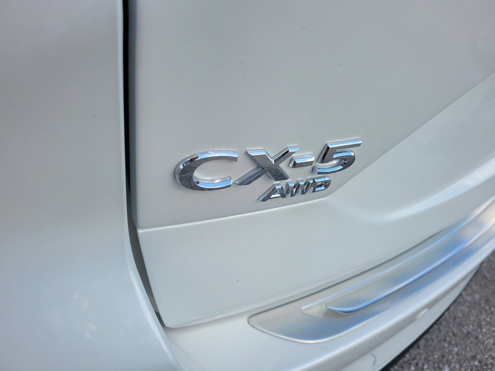 New 2025 MAZDA CX-5 AWD 2.5 S w/ Premium Plus Pkg image 11