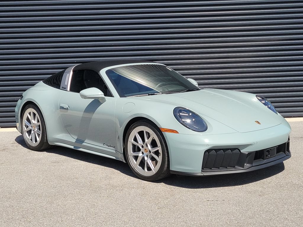 Certified 2025 Porsche 911 Targa 4 GTS AWD/4WD image 9