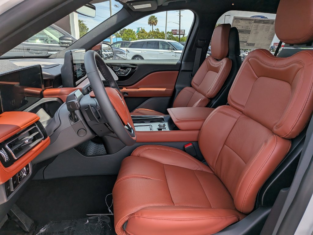 New 2026 Lincoln Aviator Reserve AWD/4WD image 24