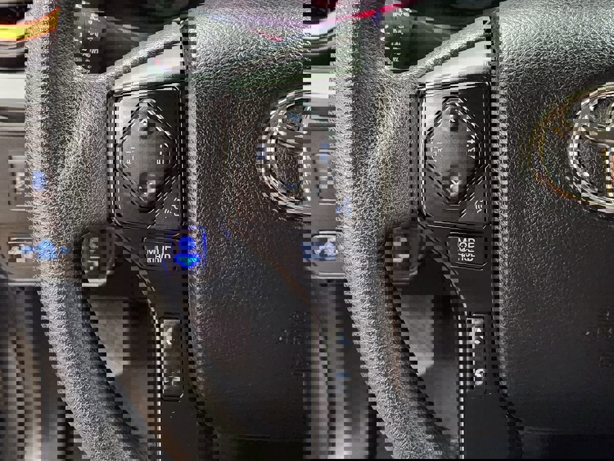 Used 2021 Toyota Tacoma SR image 46