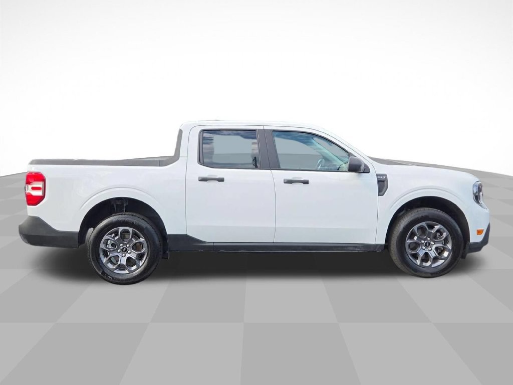 Used 2026 Ford Maverick XLT w/ Equipment Group 301A AWD/4WD image 2
