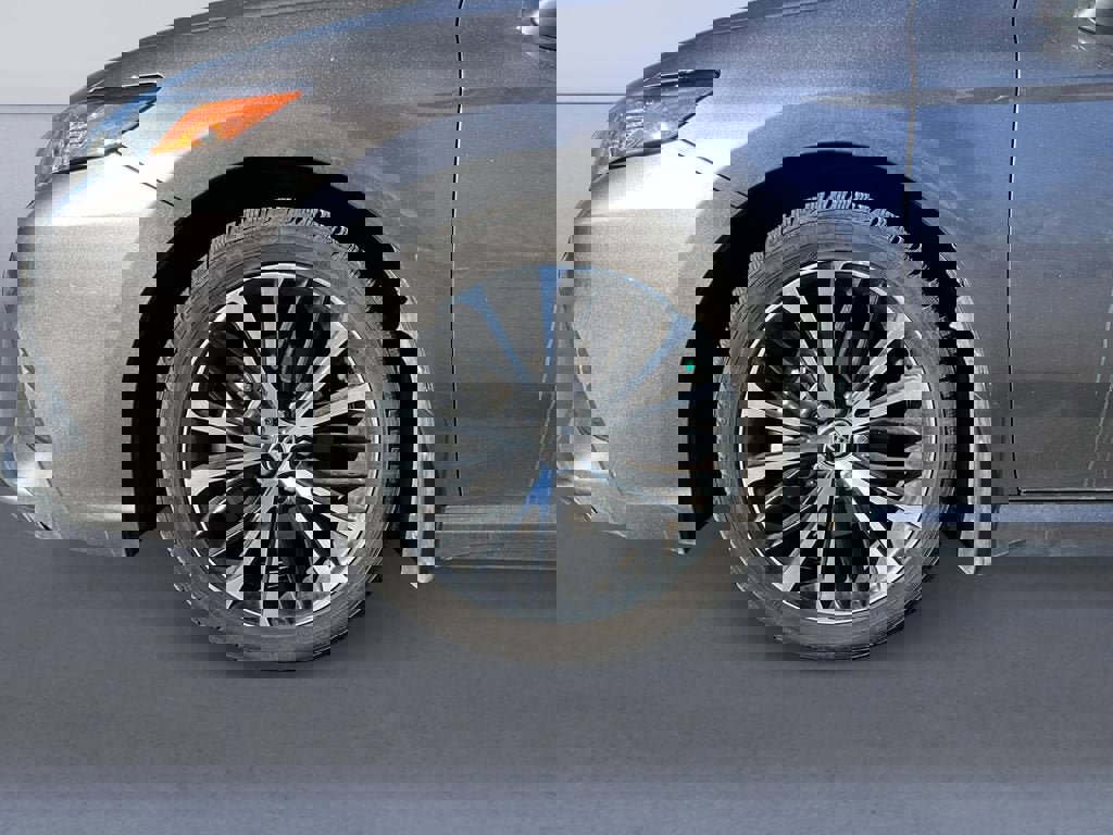 Used 2020 Toyota Camry SE image 14