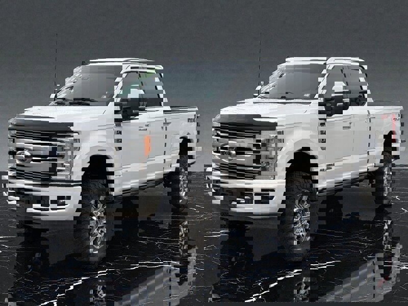 Used 2019 Ford F350 Limited image 3