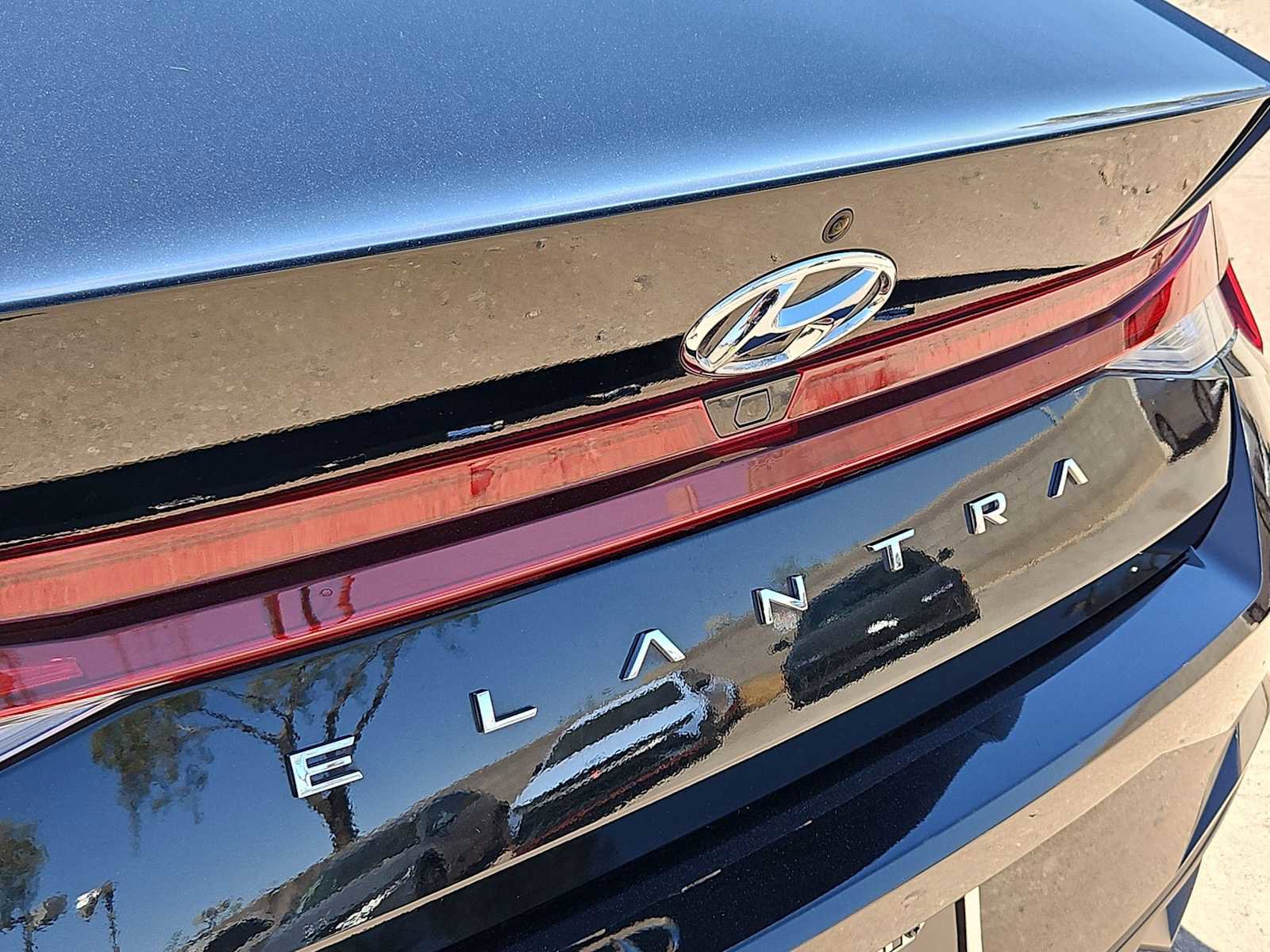 Certified 2023 Hyundai Elantra SEL w/ Convenience Package FWD image 12