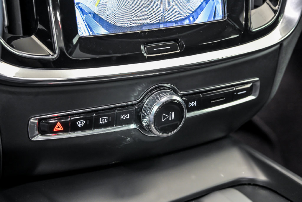 Used 2024 Volvo S60 B5 Core FWD image 22