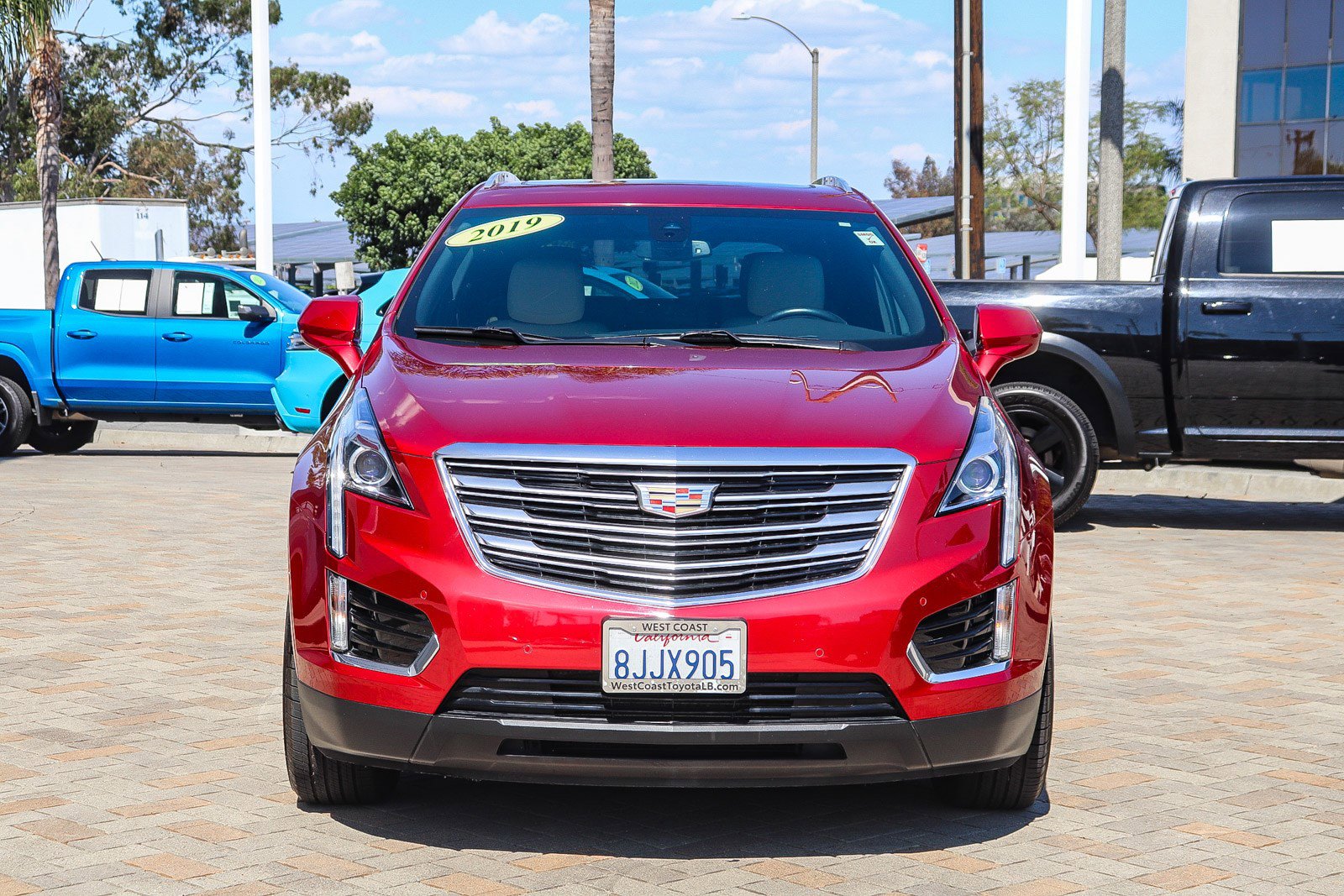Used 2019 Cadillac XT5 Luxury image 2