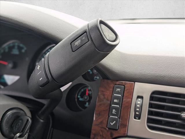 Used 2014 Chevrolet Tahoe LT RWD image 12