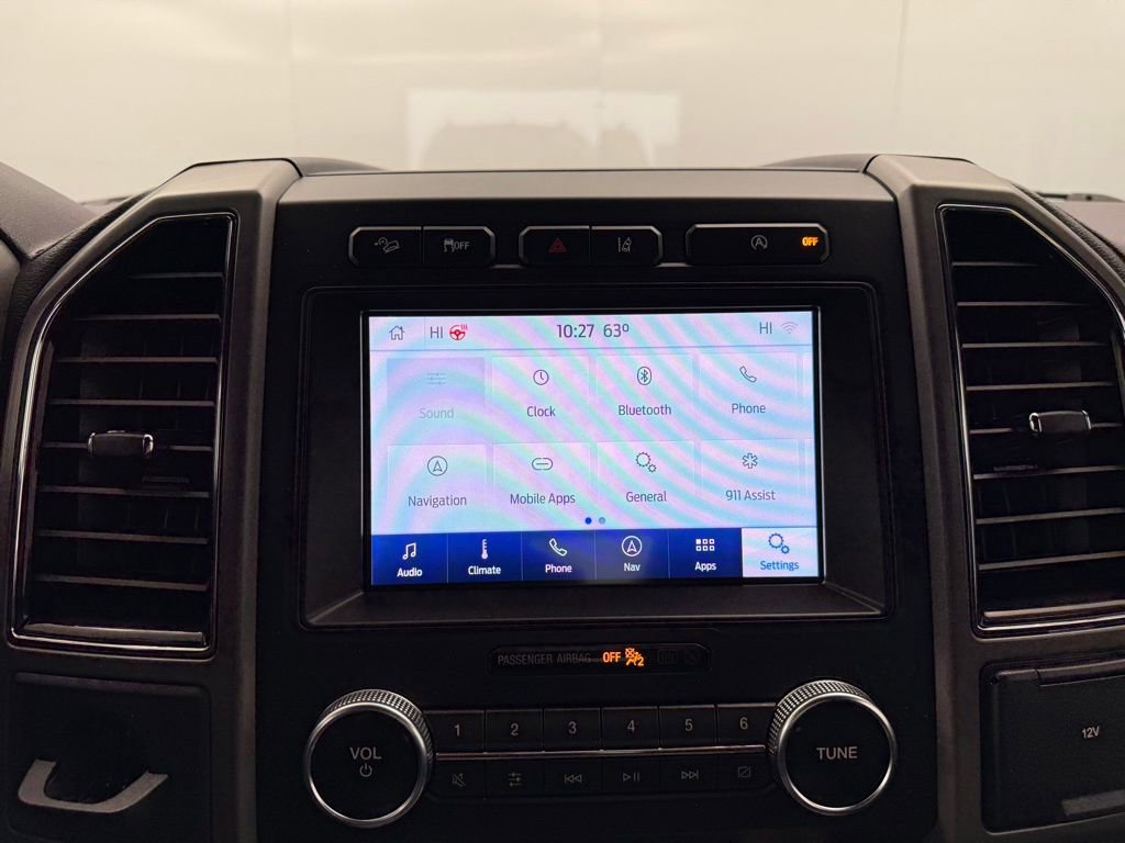 Used 2020 Ford Expedition XLT w/ Equipment Group 202A AWD/4WD image 31