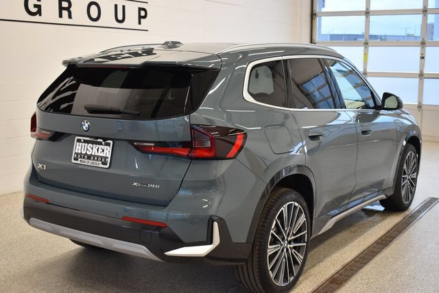 New 2026 BMW X1 xDrive28i AWD/4WD image 4