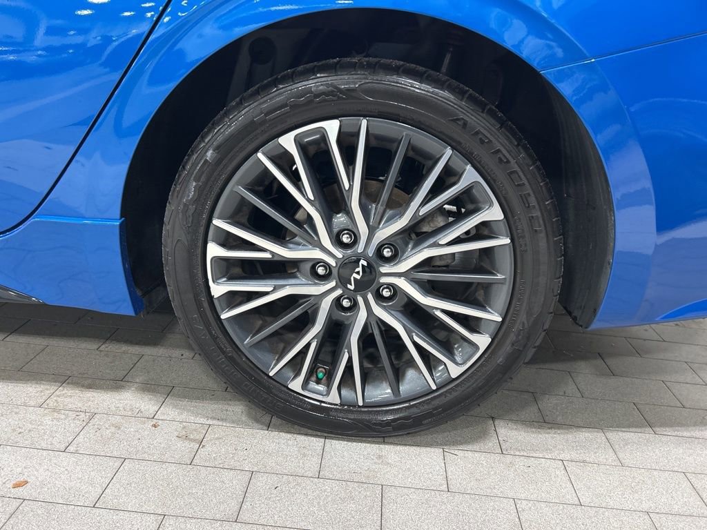 Certified 2023 Kia Forte GT-Line image 28