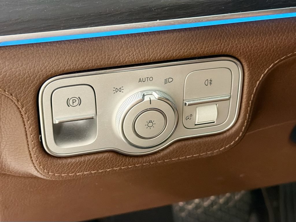 Certified 2024 Mercedes-Benz GLE 350 4MATIC image 11