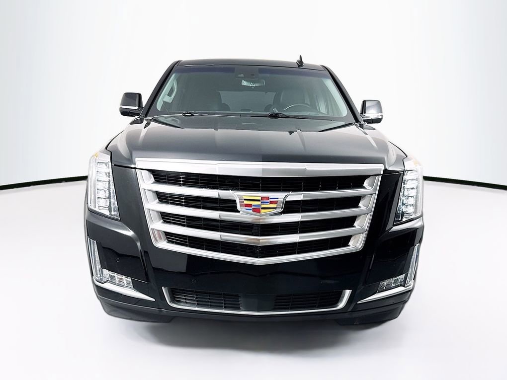 Used 2018 Cadillac Escalade Premium Luxury image 2