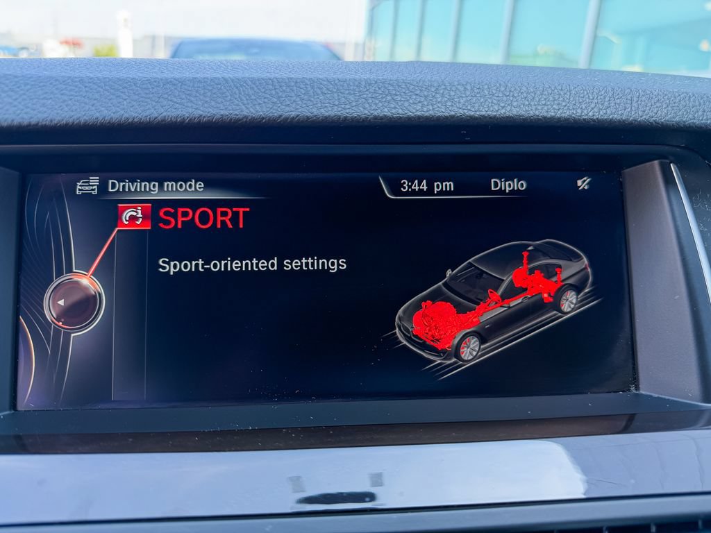 Used 2016 BMW 528i xDrive Sedan AWD/4WD image 19