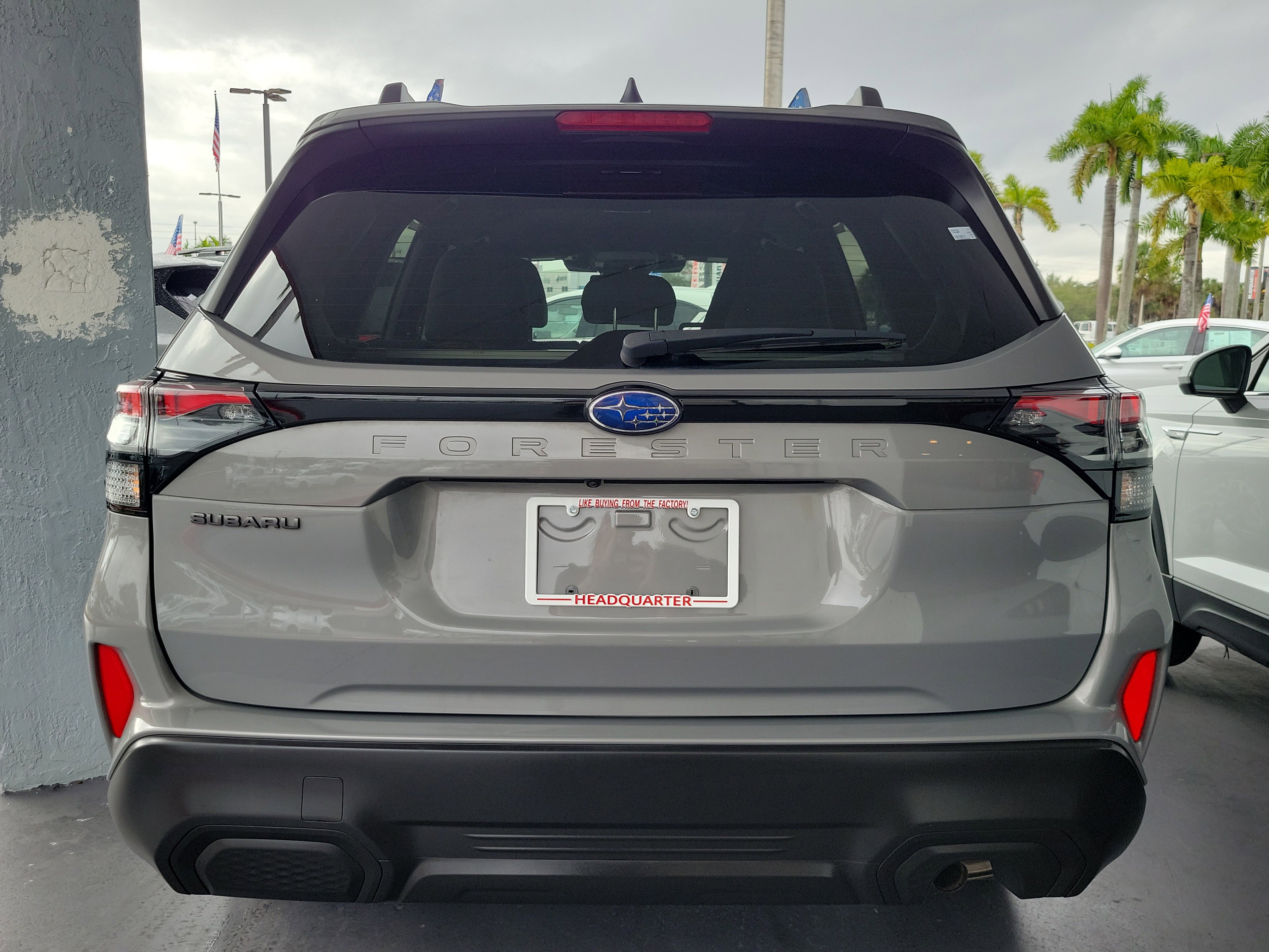 Used 2025 Subaru Forester Premium image 9