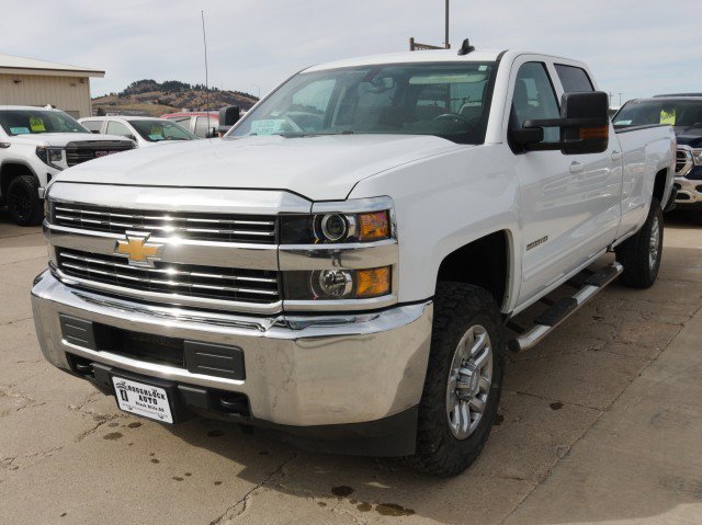 Used 2018 Chevrolet Silverado 3500 LT AWD/4WD image 2