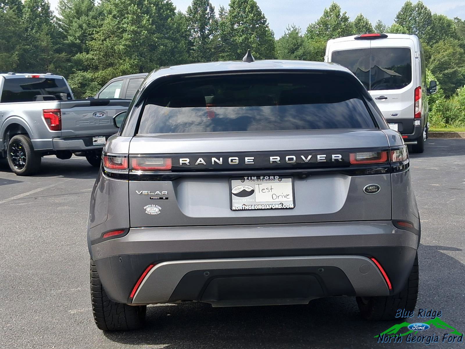 Used 2020 Land Rover Range Rover Velar S image 4