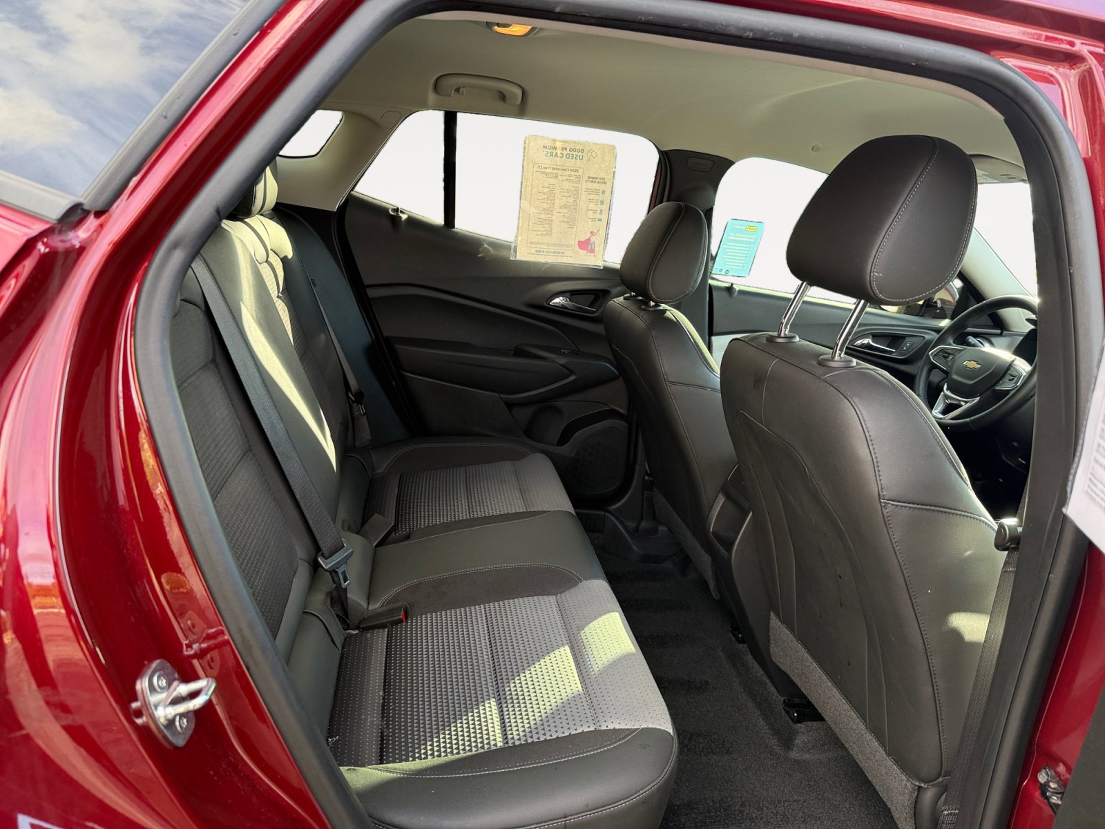 Used 2024 Chevrolet Trax LT w/ Driver Confidence Package image 18