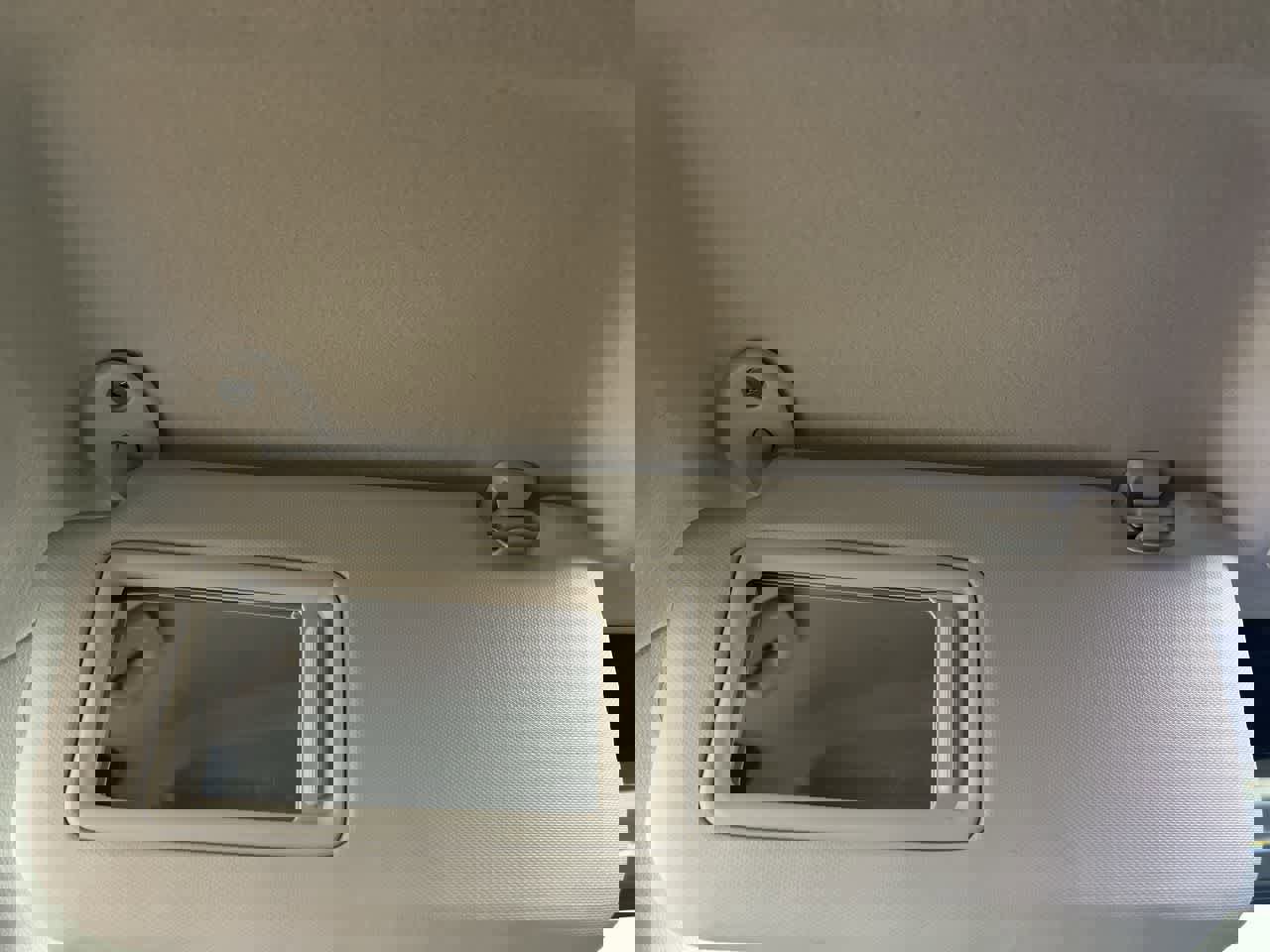 Used 2024 Toyota Corolla LE image 31