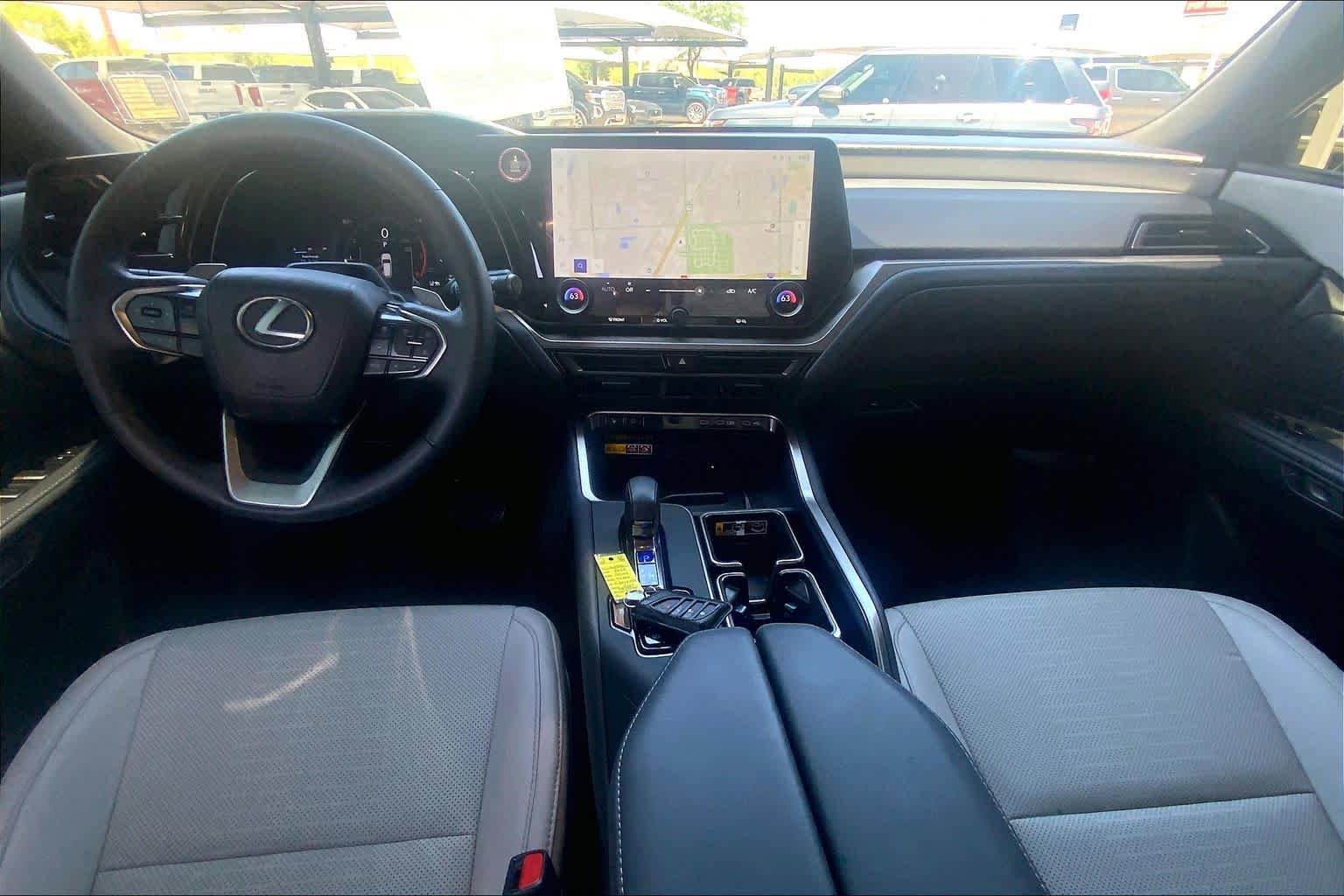 Used 2024 Lexus TX 350 FWD w/ Captains Chair Package image 15