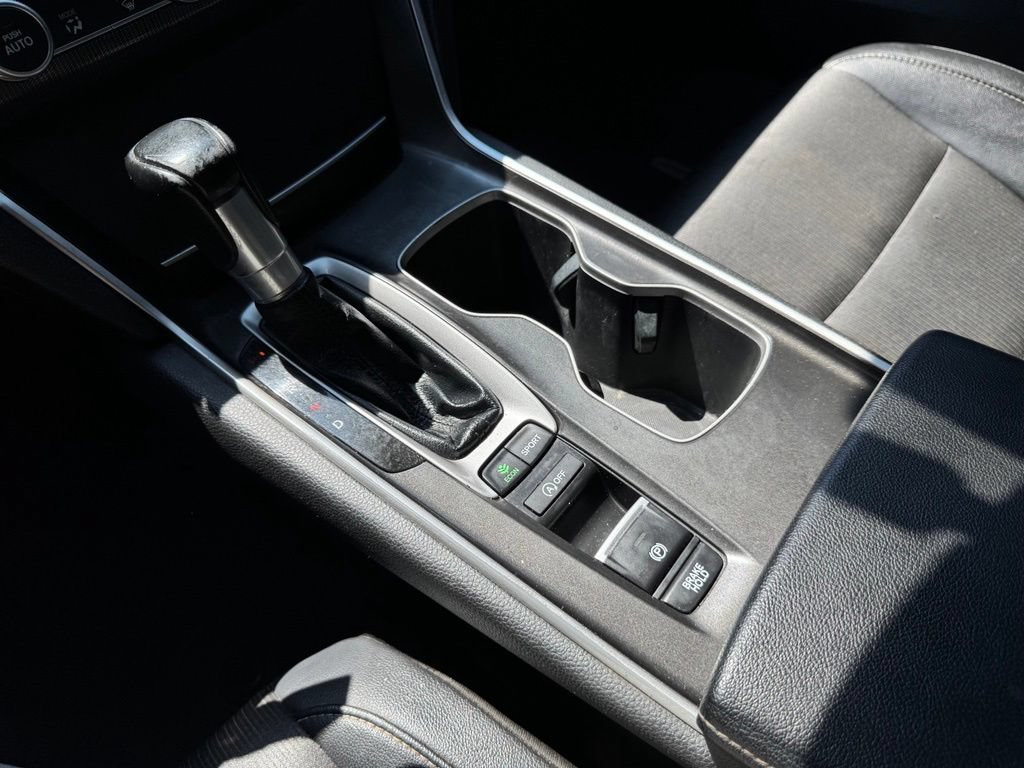 Used 2021 Honda Accord Sport image 45