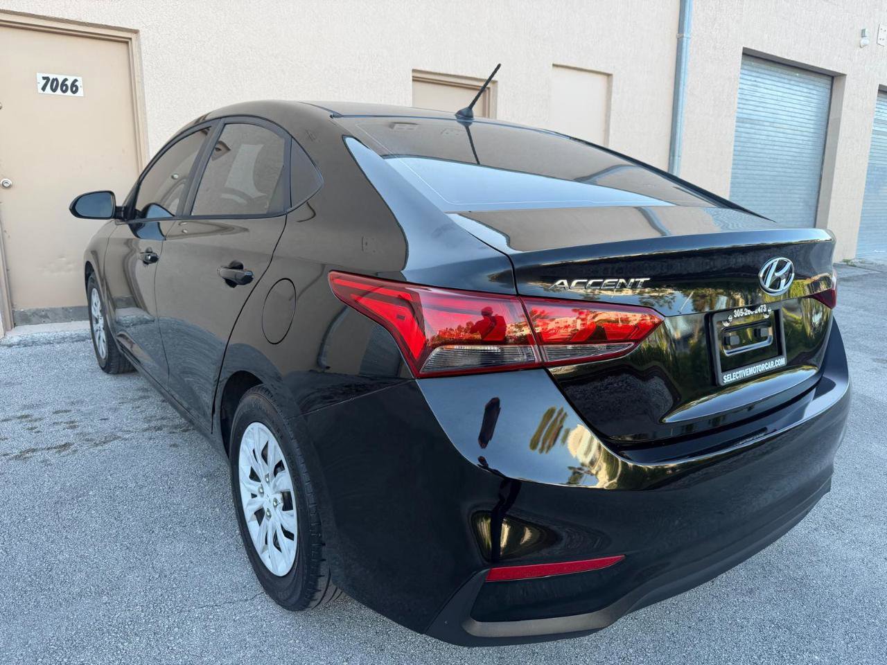 Used 2019 Hyundai Accent SE FWD image 5