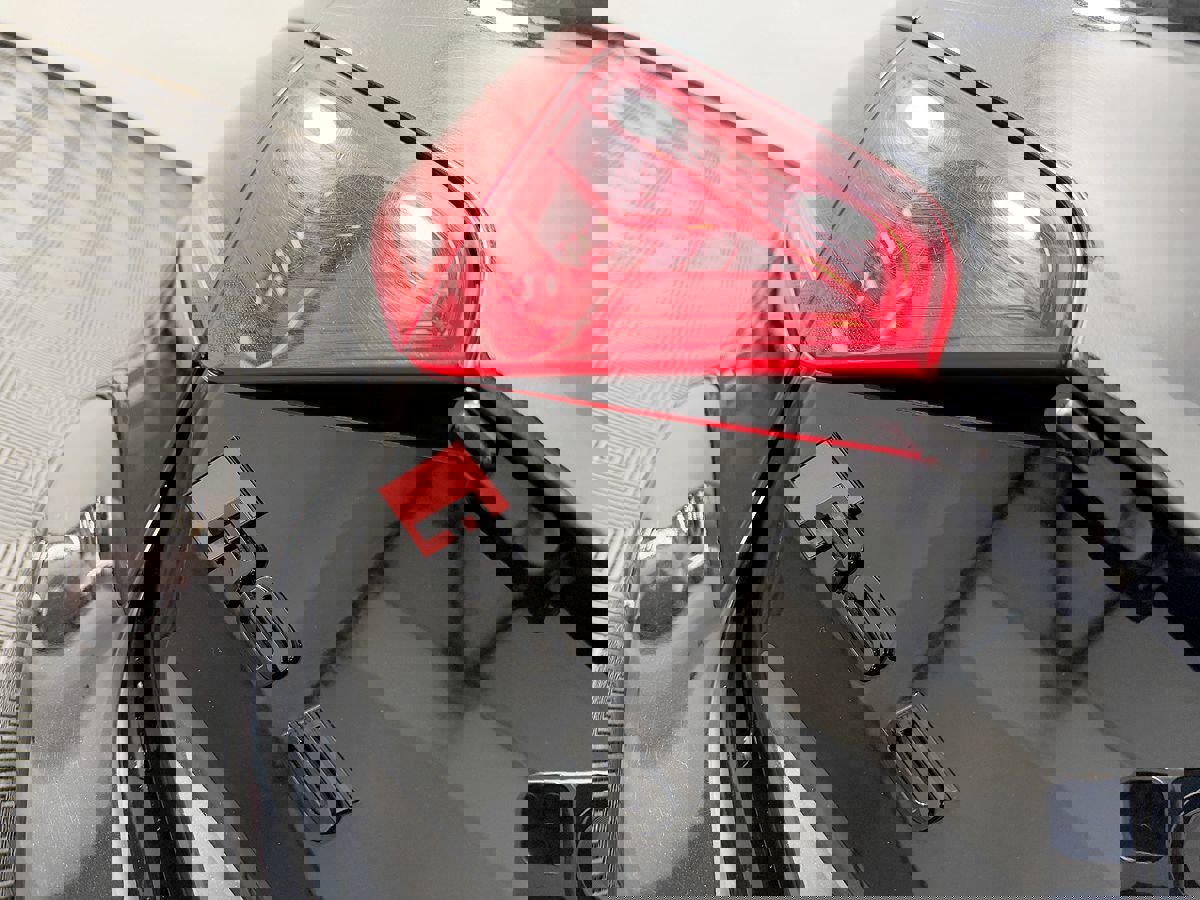 Used 2015 Audi RS 5 Coupe w/ Black Optic Plus Package AWD/4WD image 13