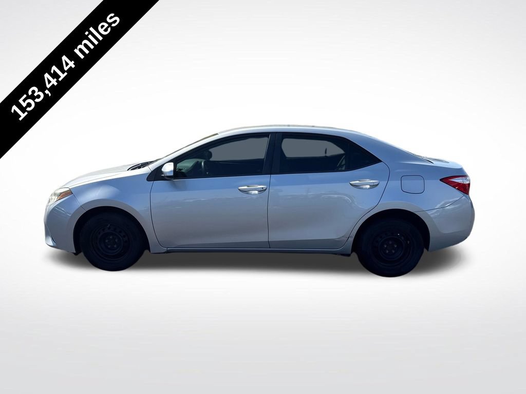 Used 2015 Toyota Corolla L FWD image 2