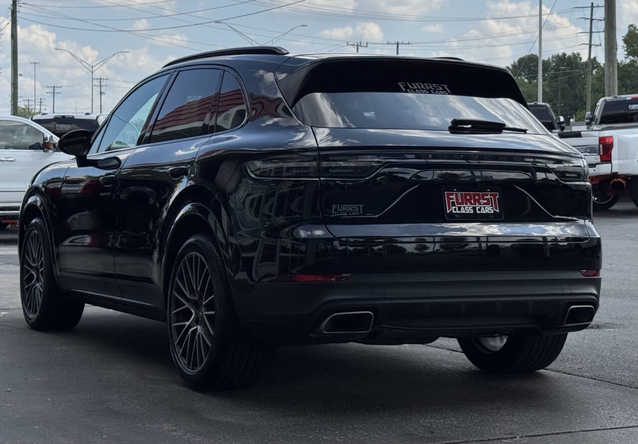 Used 2020 Porsche Cayenne AWD/4WD image 5