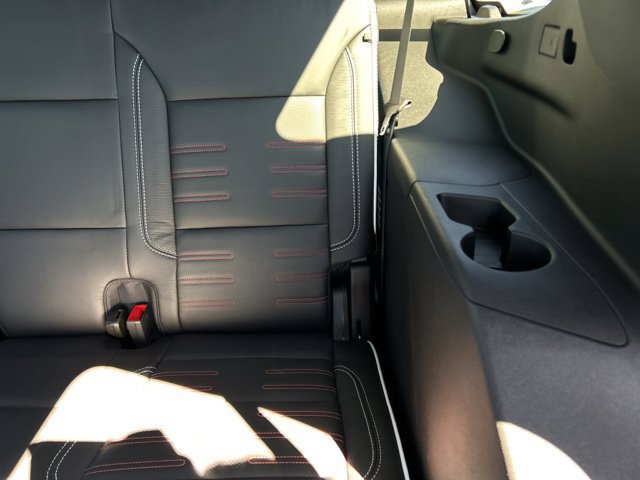 New 2026 GMC Yukon AT4 Ultimate AWD/4WD image 26