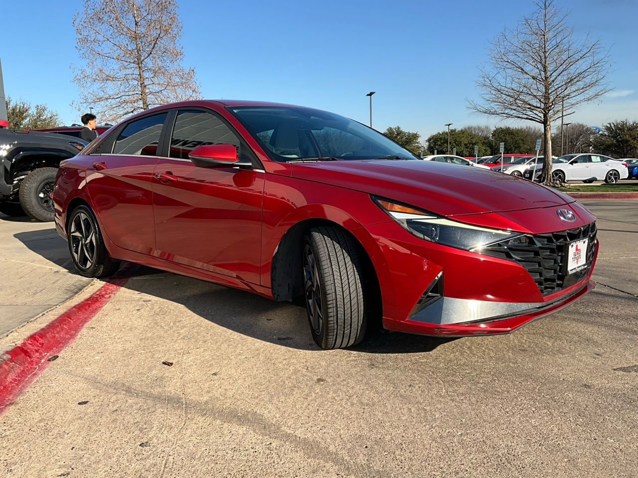 Used 2021 Hyundai Elantra Limited image 5