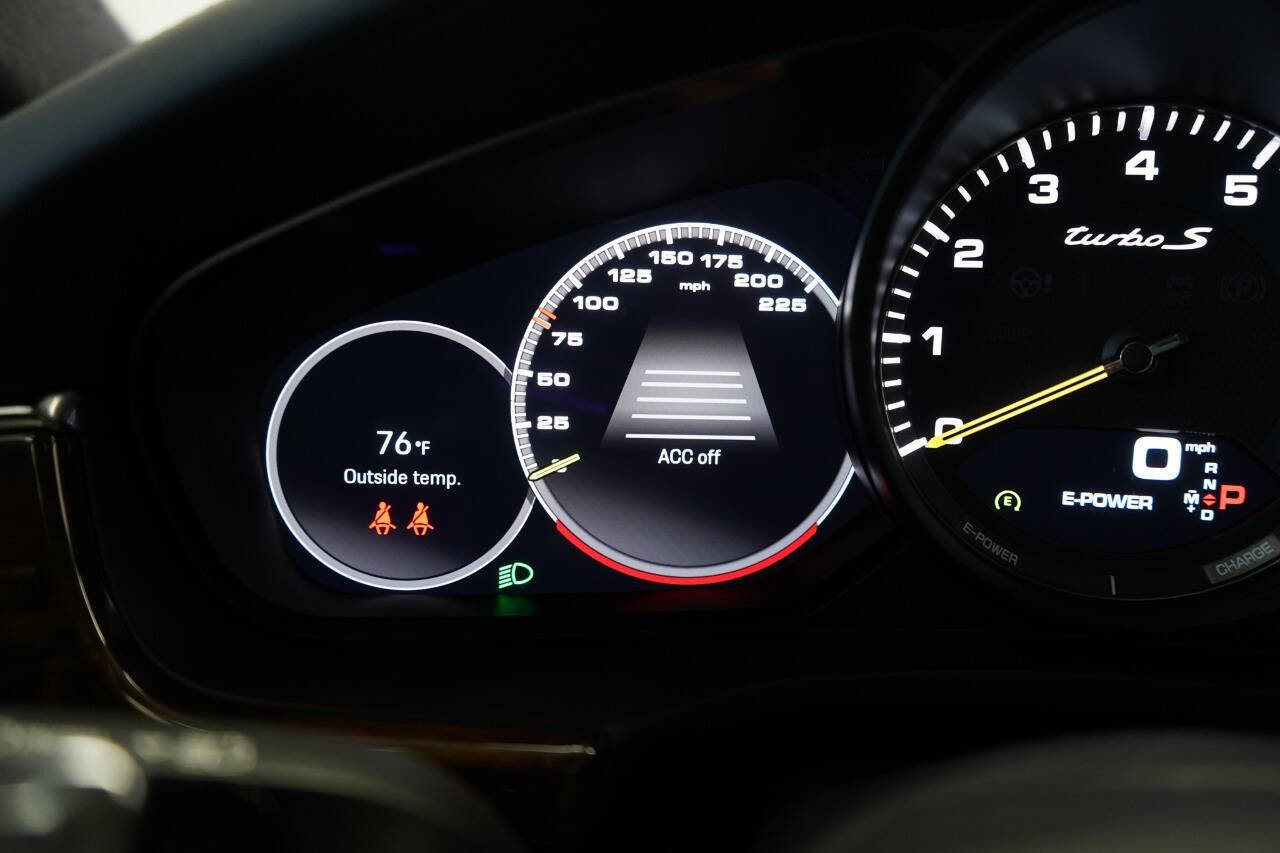 Used 2023 Porsche Panamera Turbo S image 97