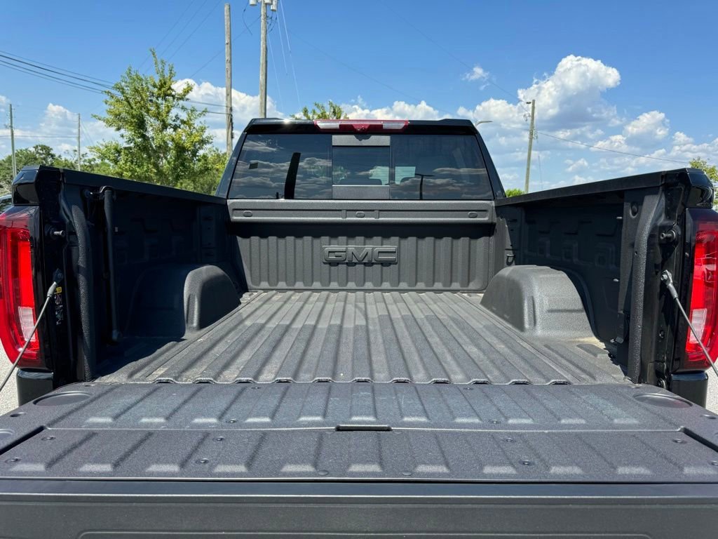 Used 2025 GMC Sierra 1500 Denali AWD/4WD image 8