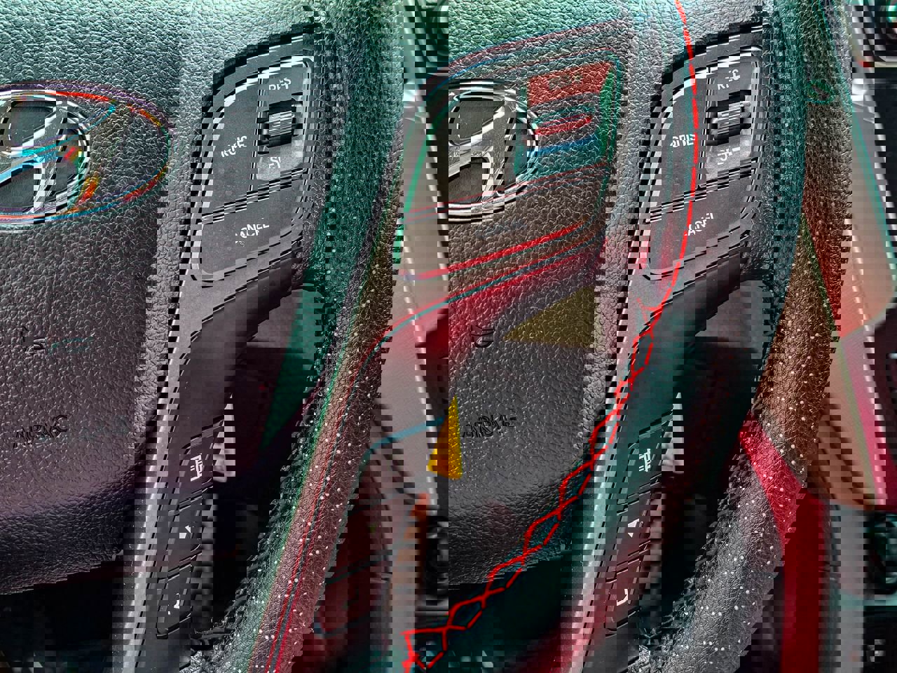 Used 2018 Hyundai Santa Fe Sport image 23