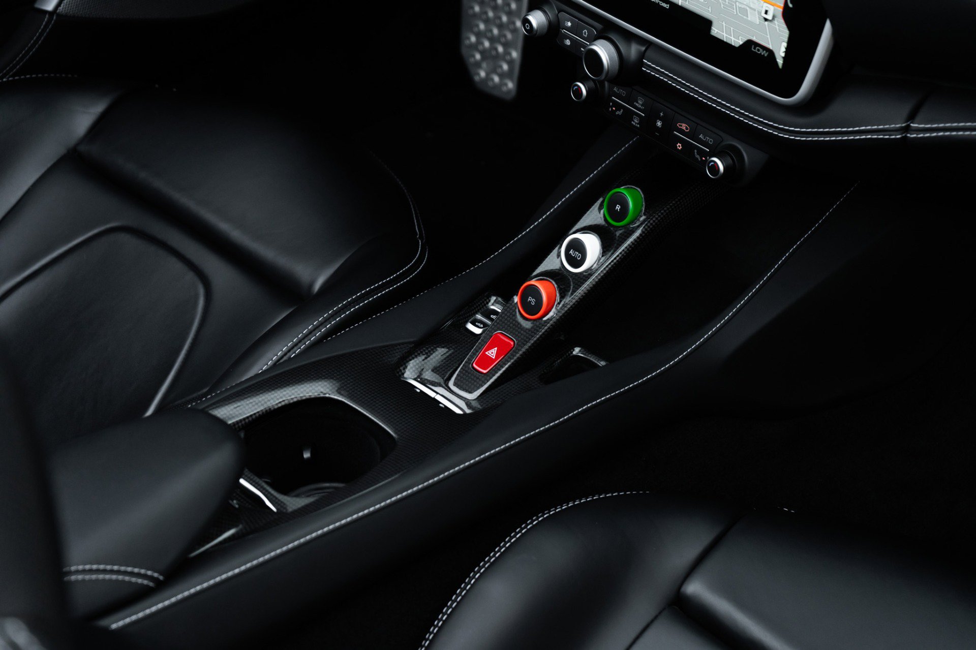 Used 2019 Ferrari Portofino image 30