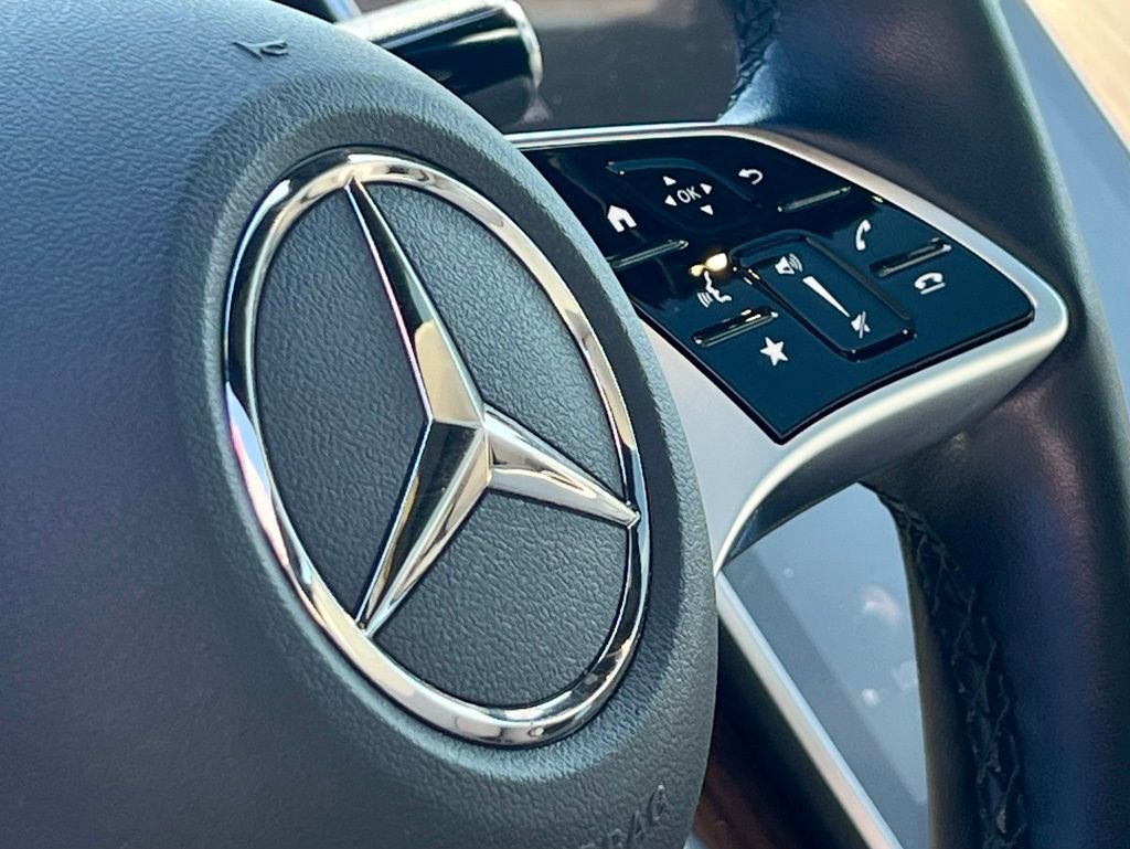 Certified 2022 Mercedes-Benz C 300 4MATIC Sedan image 22