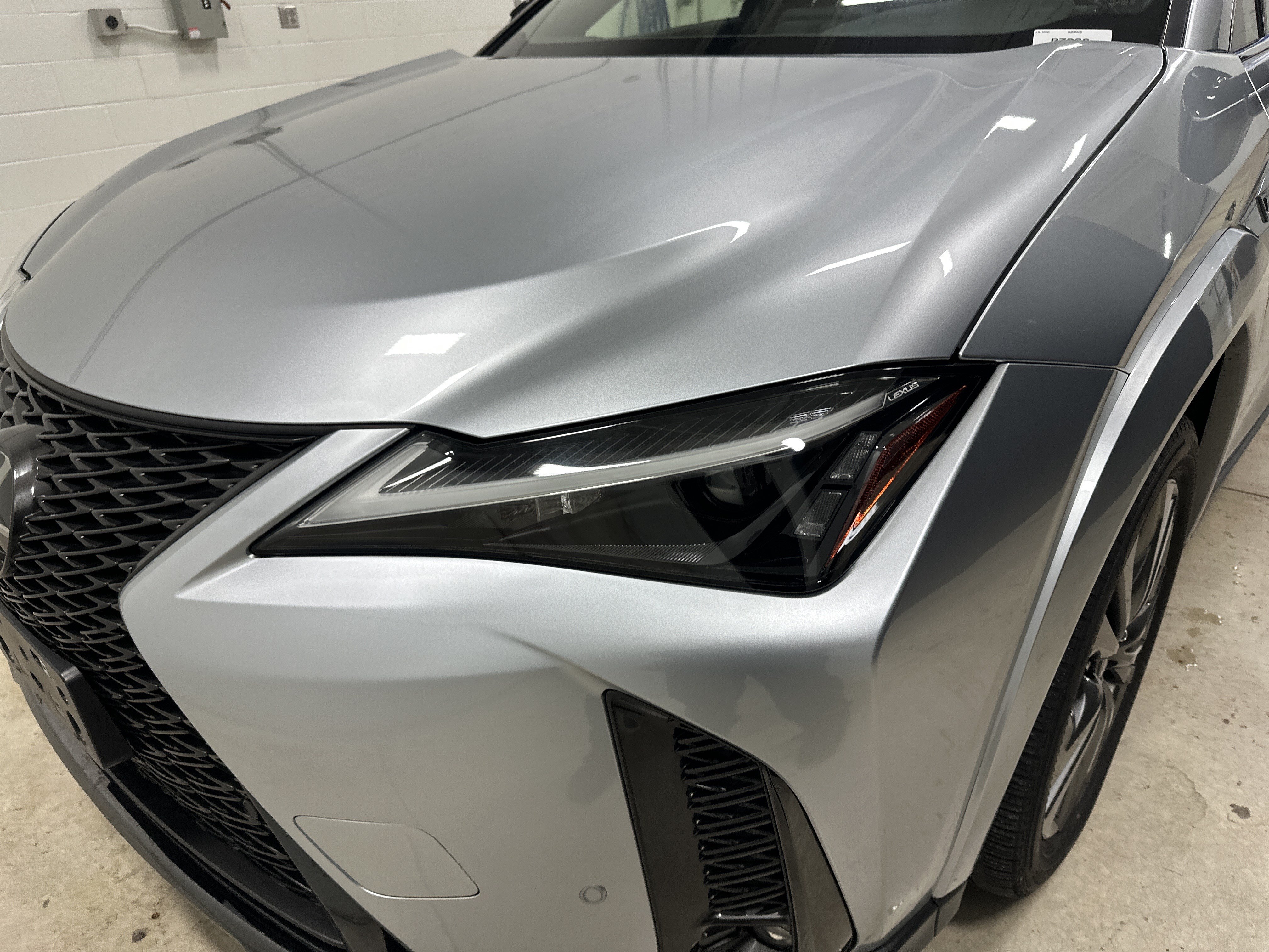 Certified 2023 Lexus UX 250h F Sport w/ Accessory Package (Z2) AWD/4WD image 6