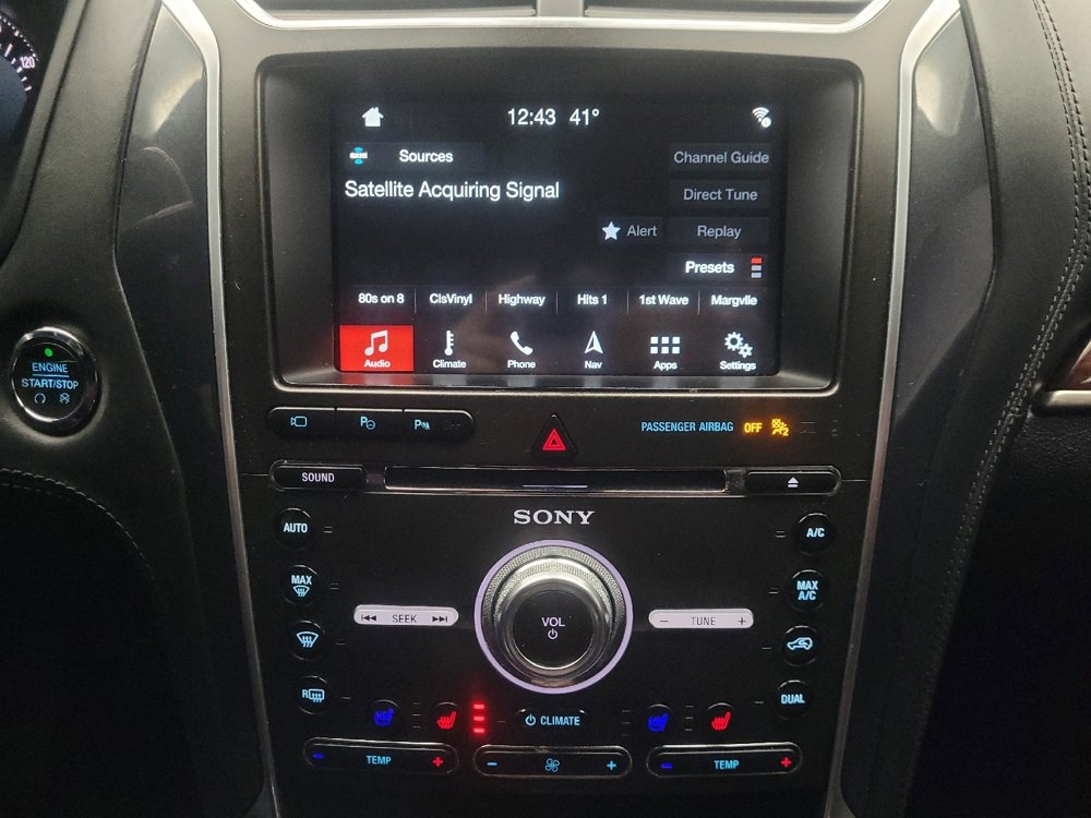 Used 2018 Ford Explorer Platinum AWD/4WD image 25