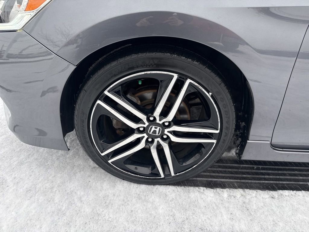 Certified 2017 Honda Accord Sport image 12