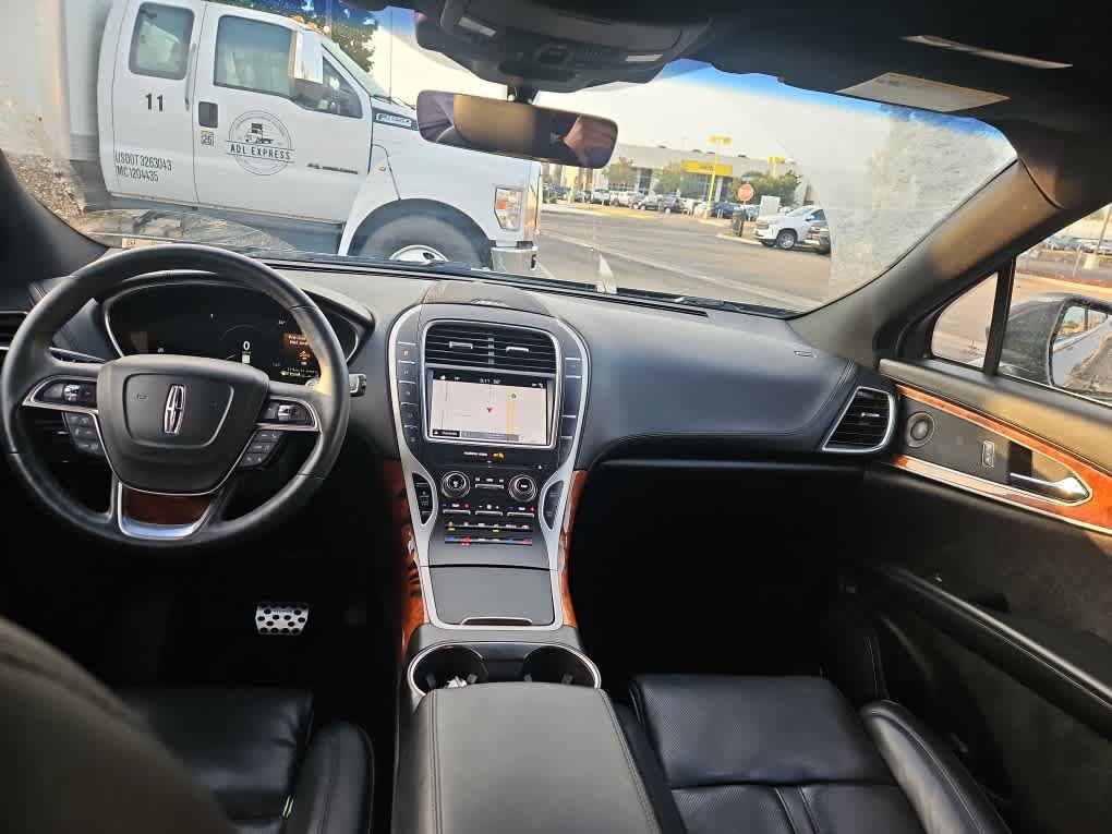 Used 2019 Lincoln Nautilus Reserve w/ Driver Assistance Package FWD image 10