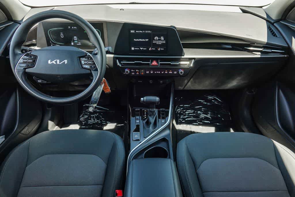 Certified 2023 Kia Niro LX FWD image 11