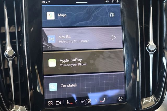 Used 2024 Volvo S60 B5 Plus image 33