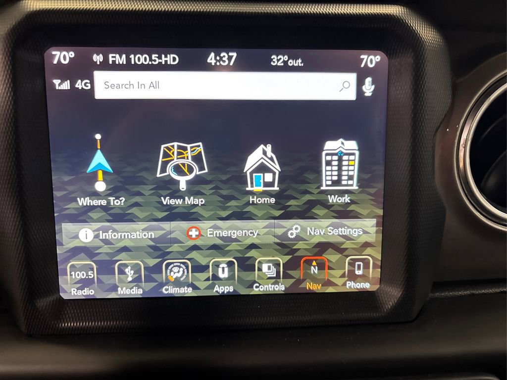 Used 2018 Jeep Wrangler Unlimited Sahara image 29