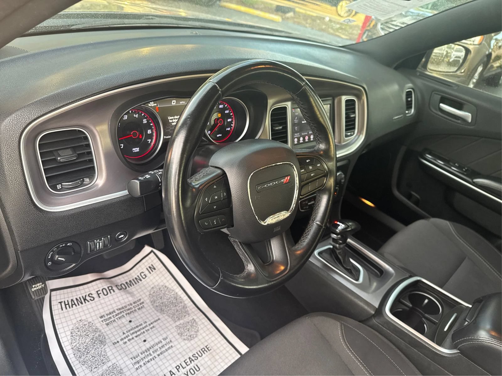 Used 2022 Dodge Charger SXT RWD image 17