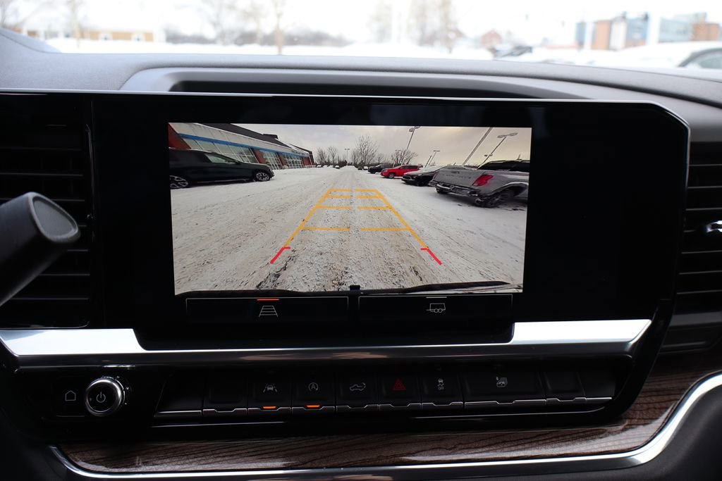 Used 2022 GMC Sierra 1500 Elevation image 21