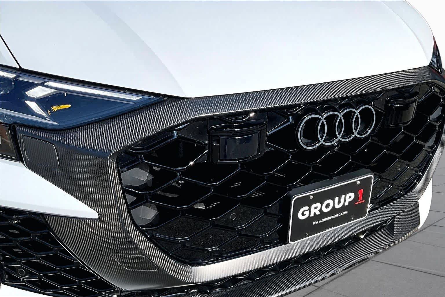 Used 2025 Audi RS Q8 performance AWD/4WD image 29
