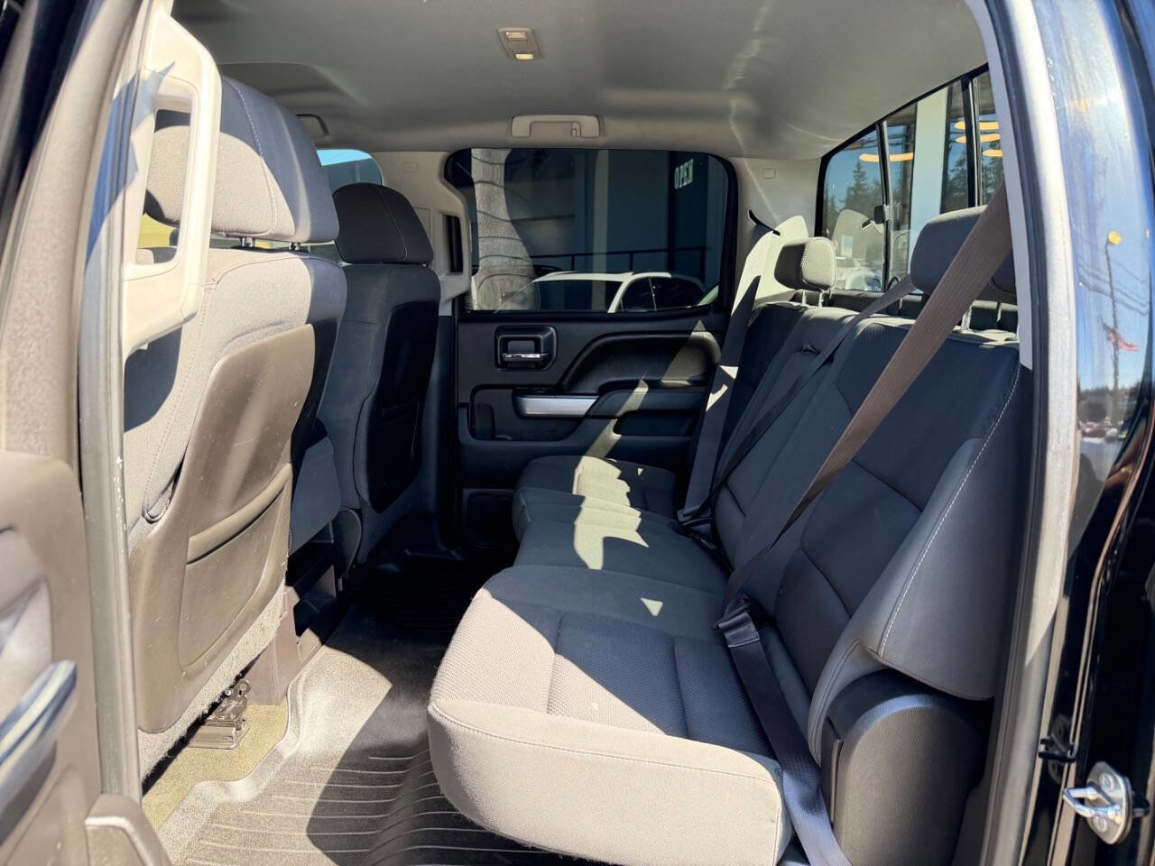 Used 2015 Chevrolet Silverado 2500 LT w/ LT Convenience Package image 28