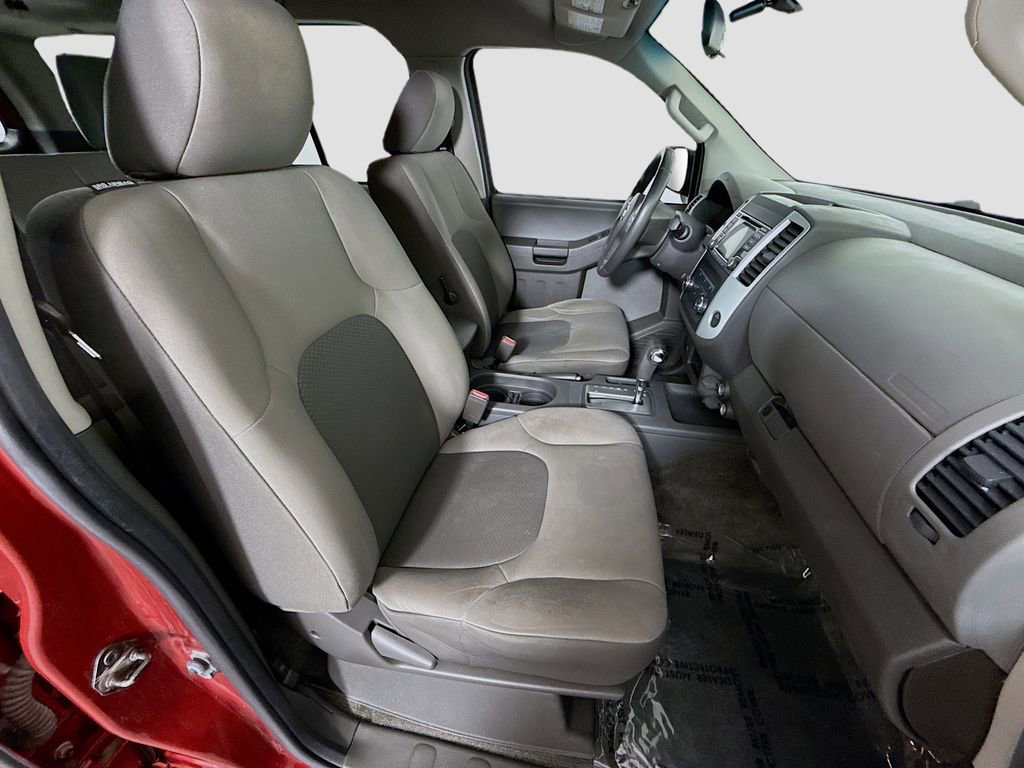 Used 2015 Nissan Xterra S w/ Value Package image 24