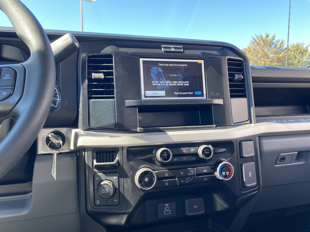 New 2026 Ford F250 XL w/ XL Off-Road Package image 10