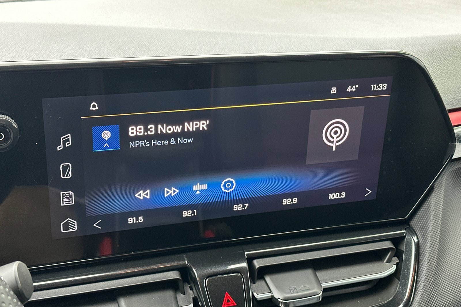 Used 2025 Chevrolet TrailBlazer RS w/ Driver Confidence Package image 18